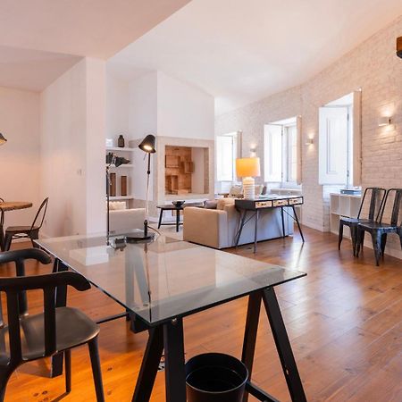 Charming 3Bdr Duplex In City Center By Lovelystay Lisboa Ngoại thất bức ảnh