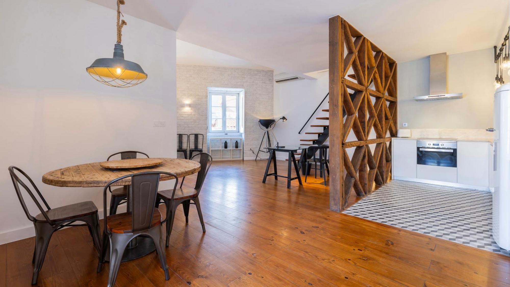 Charming 3Bdr Duplex In City Center By Lovelystay Lisboa Ngoại thất bức ảnh