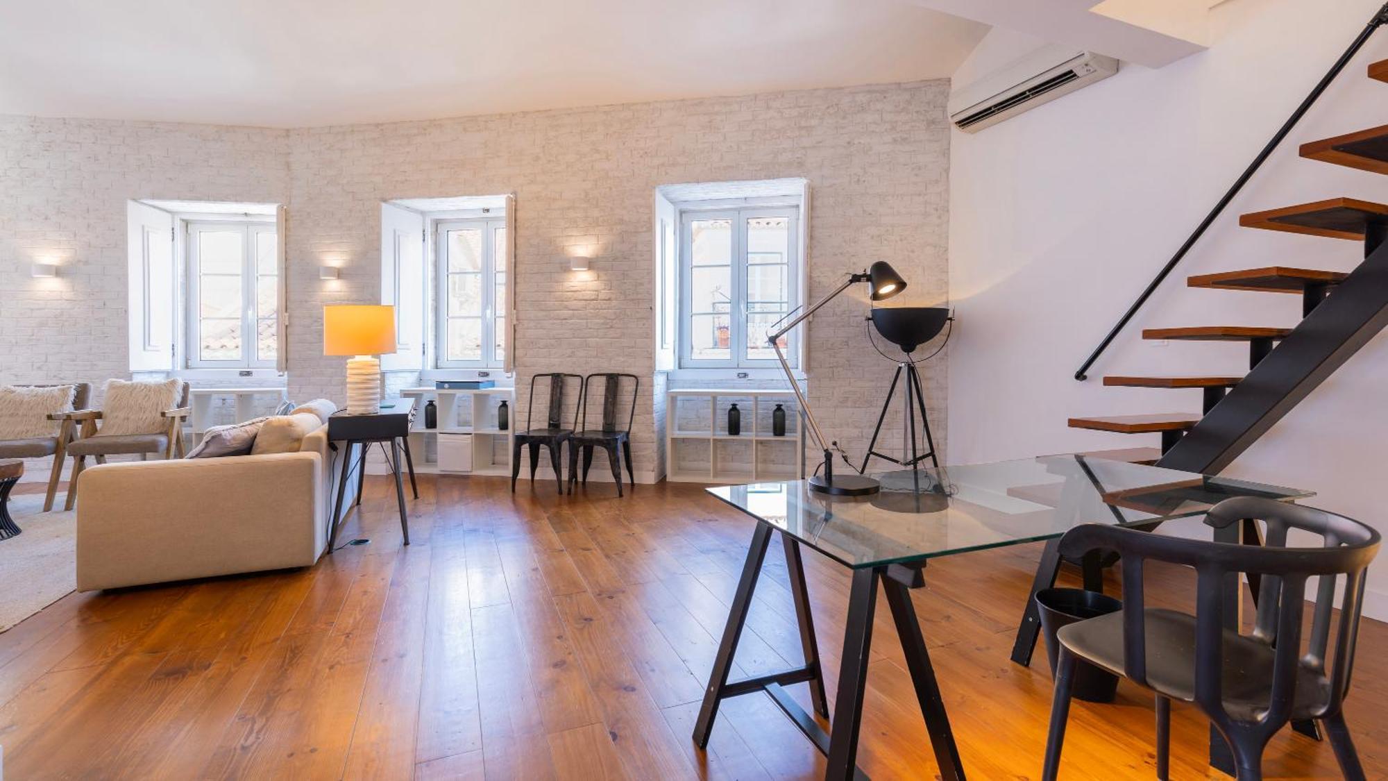 Charming 3Bdr Duplex In City Center By Lovelystay Lisboa Ngoại thất bức ảnh