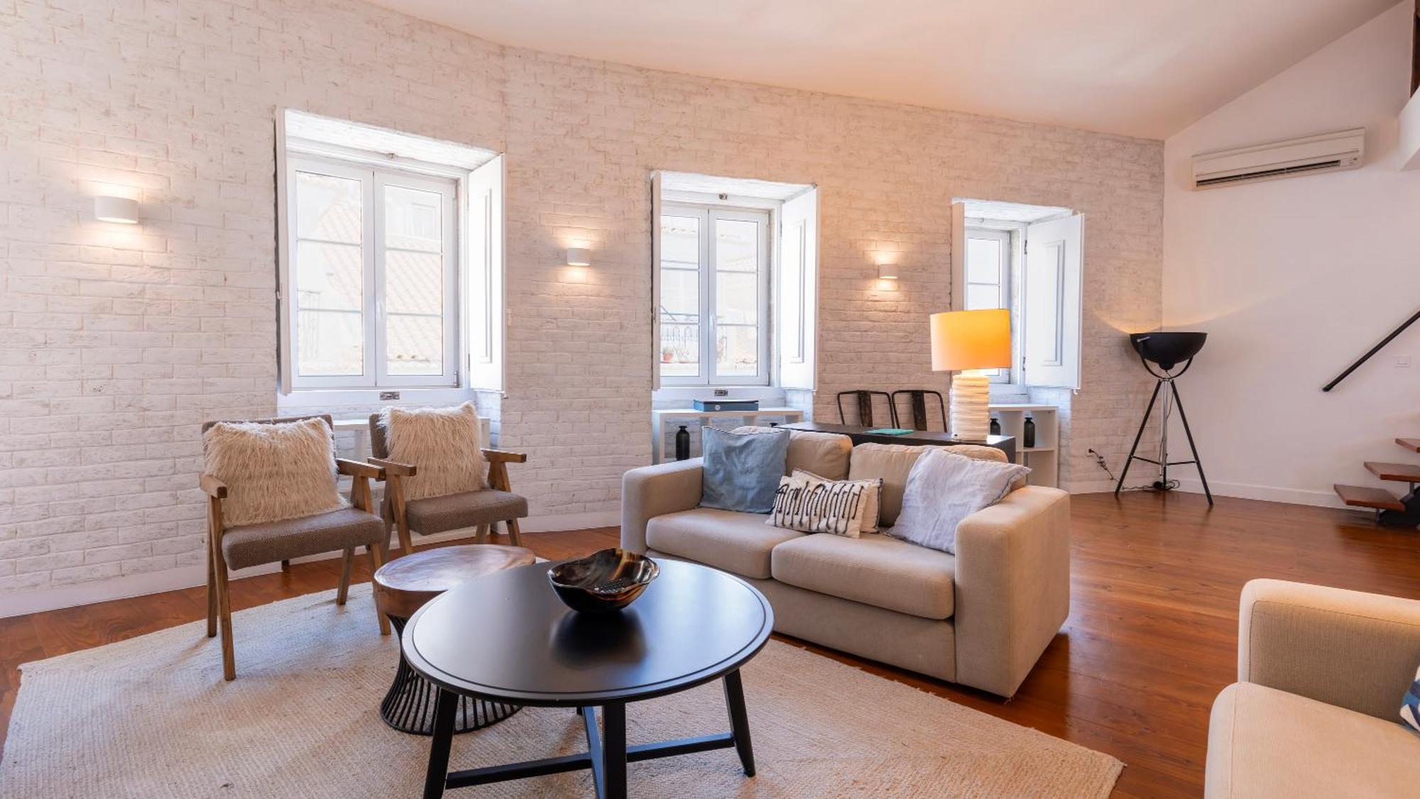 Charming 3Bdr Duplex In City Center By Lovelystay Lisboa Ngoại thất bức ảnh