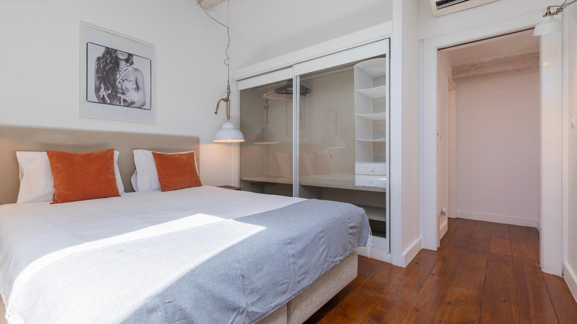 Charming 3Bdr Duplex In City Center By Lovelystay Lisboa Ngoại thất bức ảnh